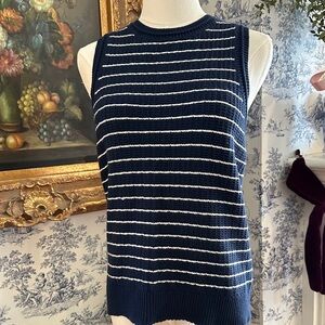 Vineyard Vines Navy and White Striped Knit Sleeveless Top in Small